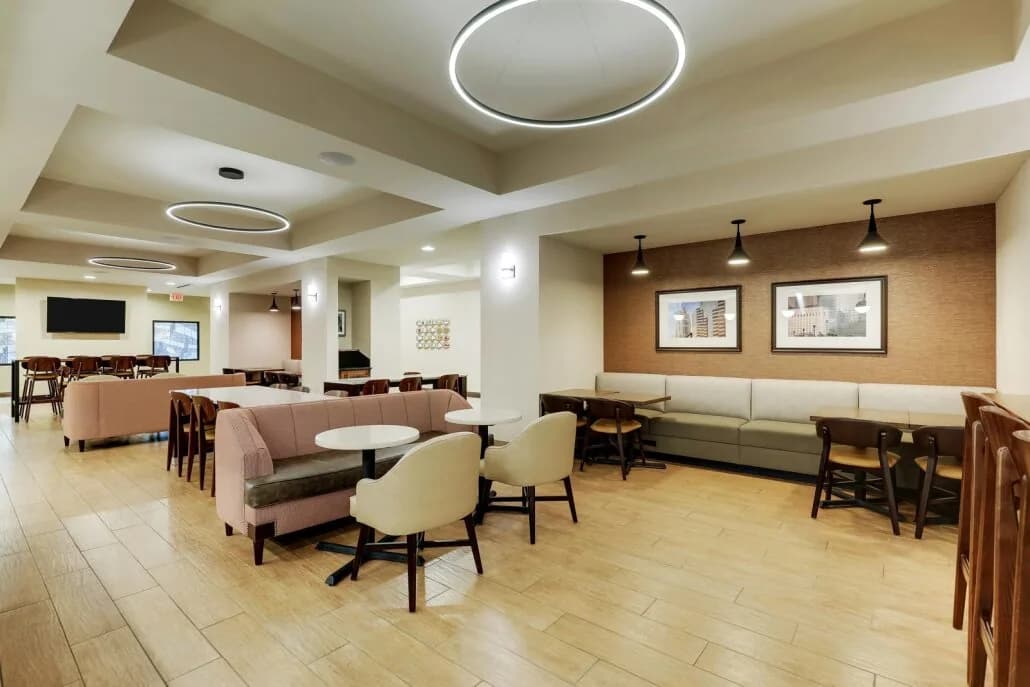 The lobby at Drury Inn & Suites Columbus Convention Center